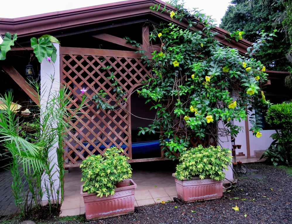 Hotel Vagabondo La Fortuna Luaran gambar
