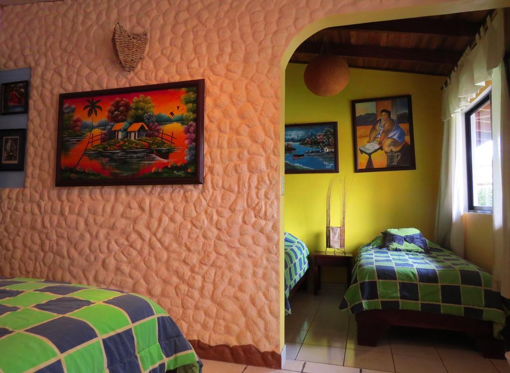 Hotel Vagabondo La Fortuna Bilik gambar